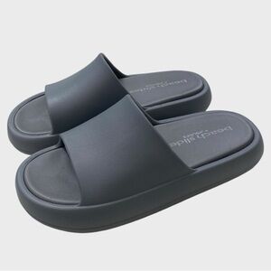 J/Slides NEW in Box Grey SQUISH EVA Platform Sandals Size 9